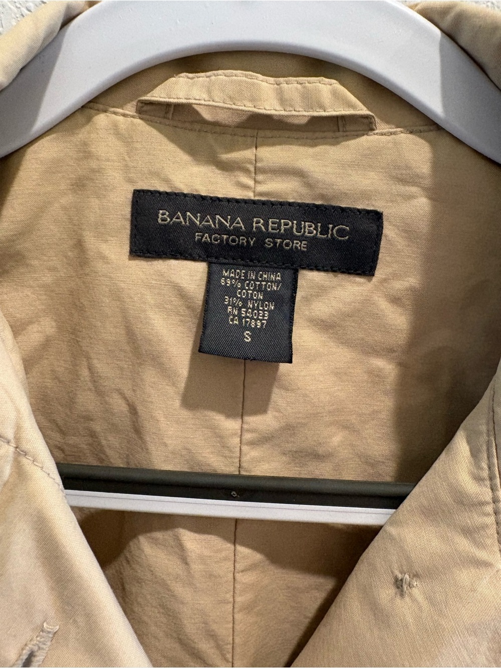 Banana Republic Factory Tan Trench Coat - Women's - Picture 5 of 8